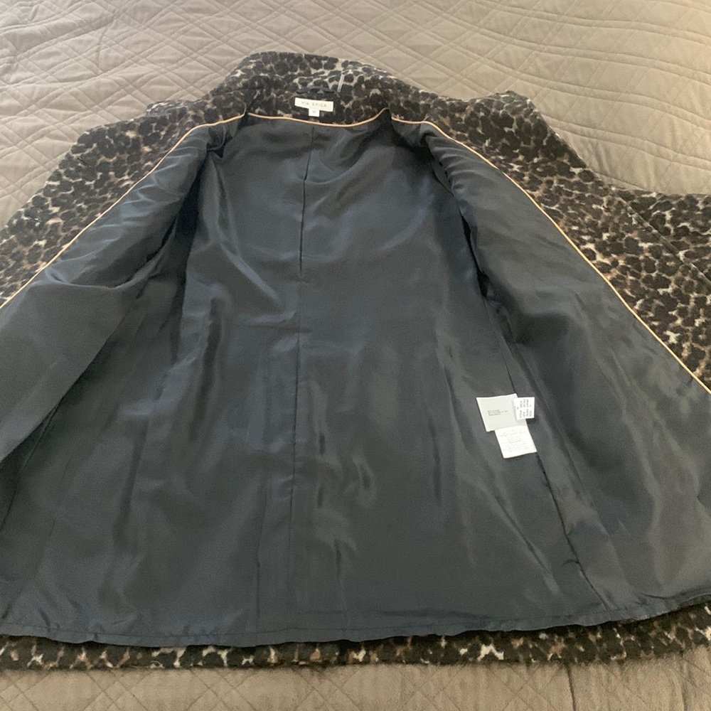 NWOT Via Spiga Leopard Print Coat size 12 - Picture 11 of 17